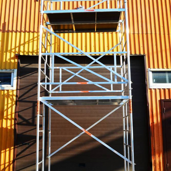 Вышка-тура алюминиевая ВТА 1400Л с лестницей